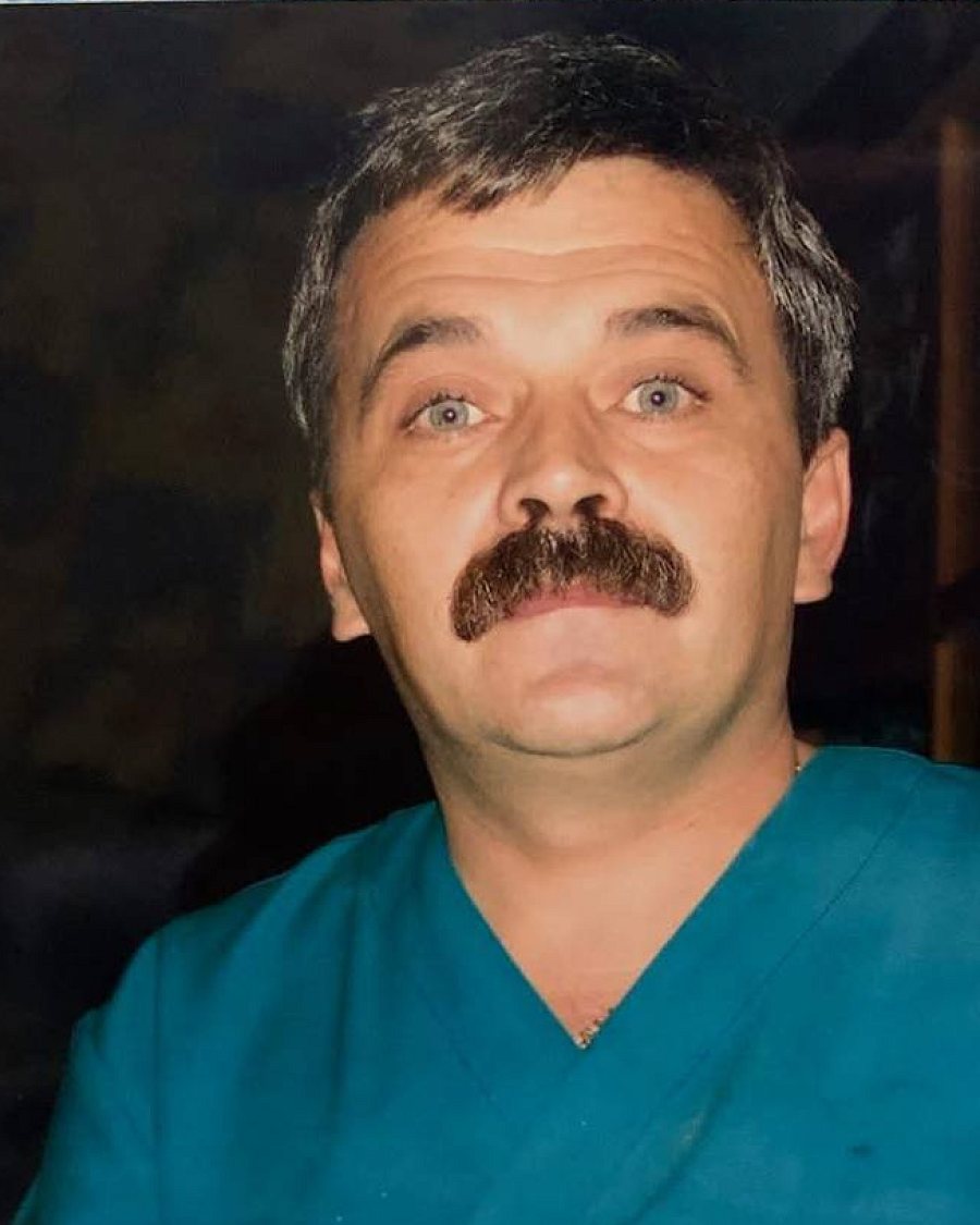 Дюльмезов Олександр Олександрович (старший) — засновник Diulmezov Dental Clinic